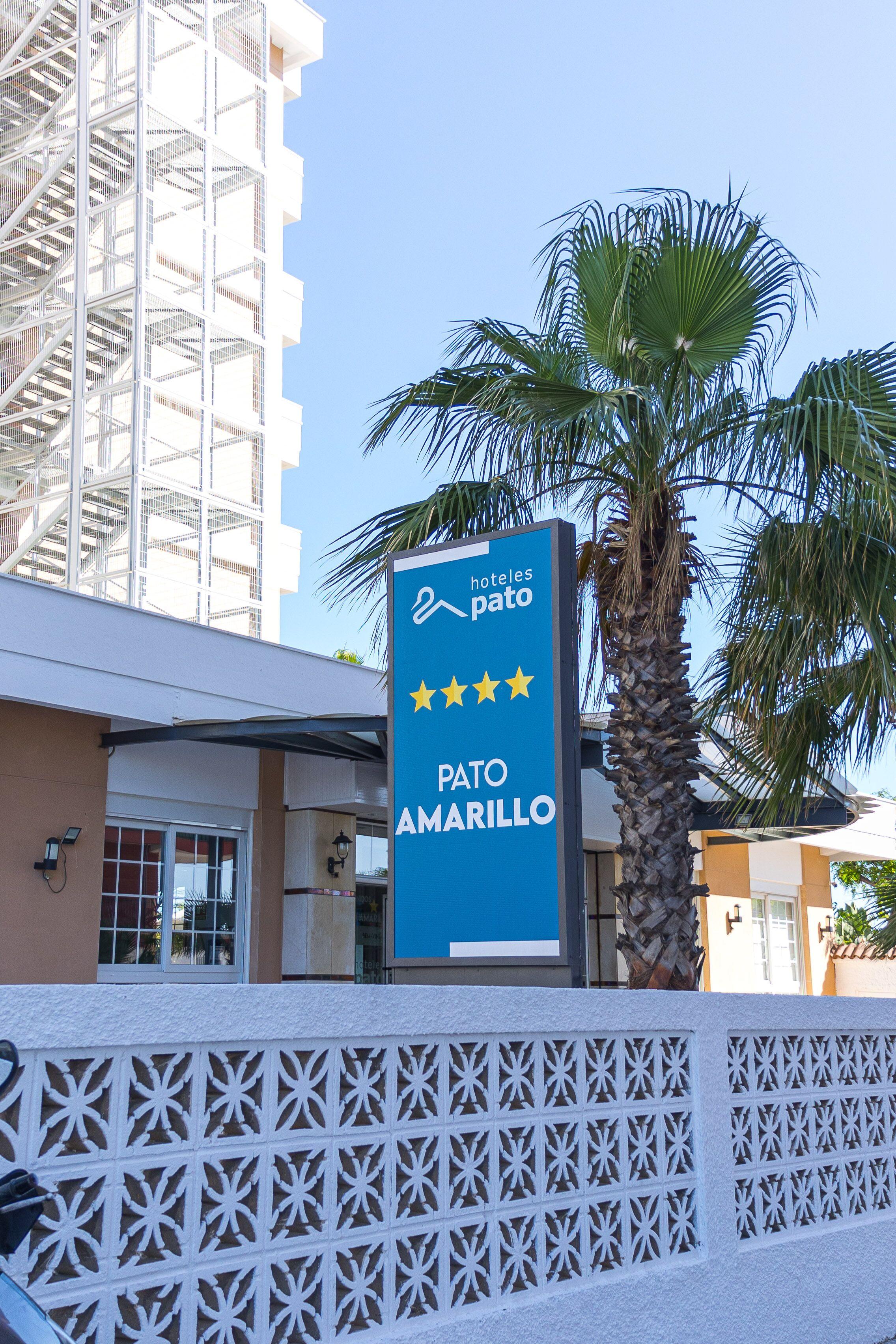 PATO AMARILLO HOTEL PUNTA UMBRÍA | RESERVAS DE HOTEL ONLINE, image size:2272x3408